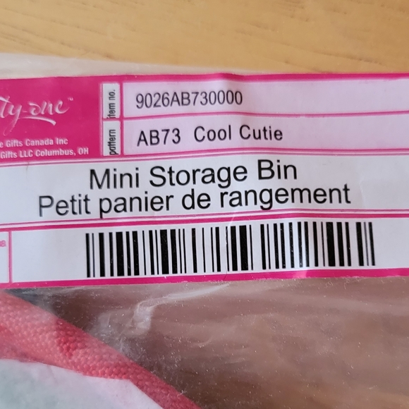 Thirty-One - Picture 2 of 2